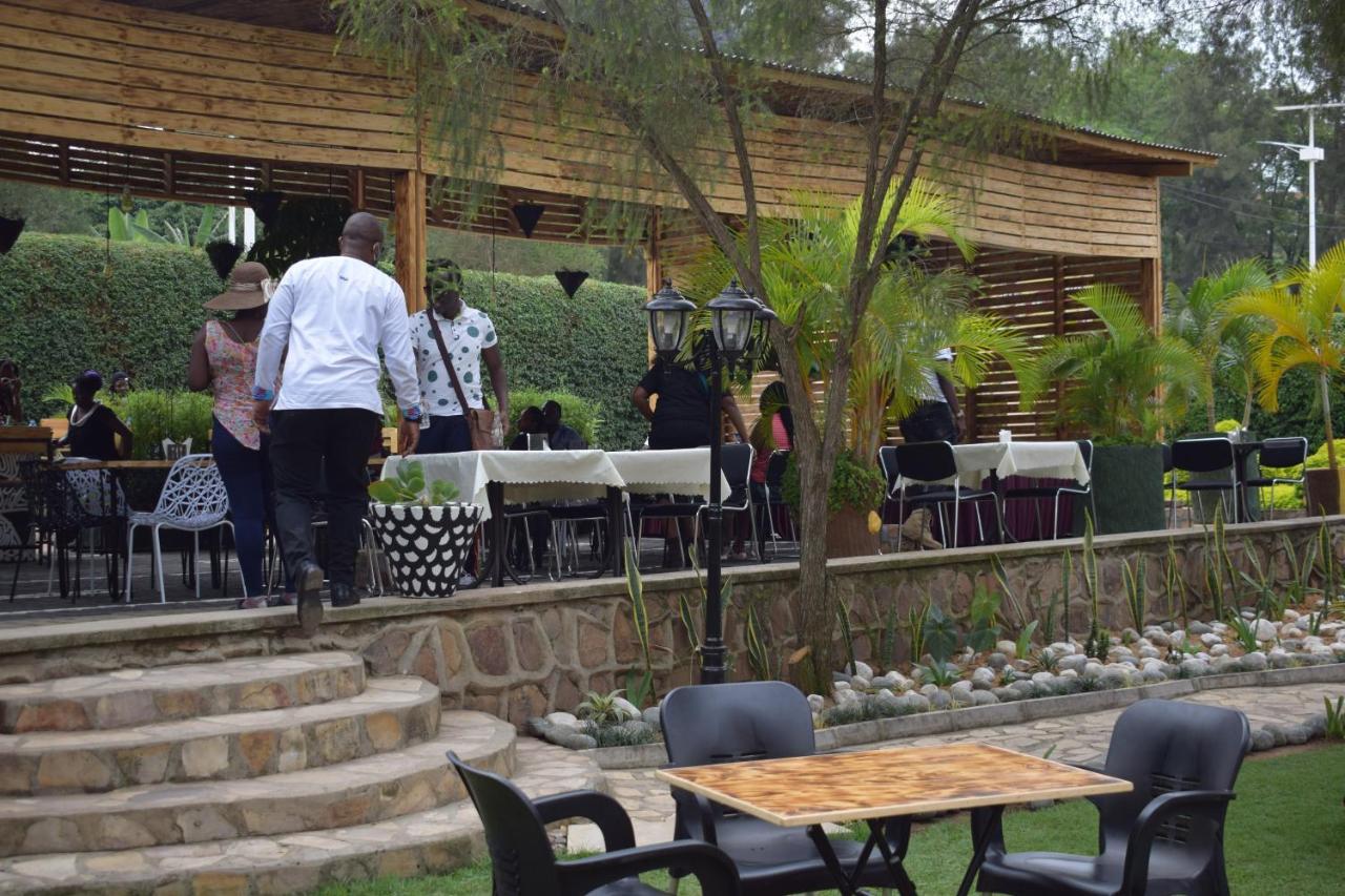 Acacia Hotel Mbarara Nyamitanga Exterior photo
